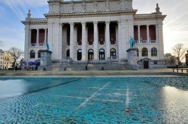 Monumentale kunsttempel terug van weggeweest